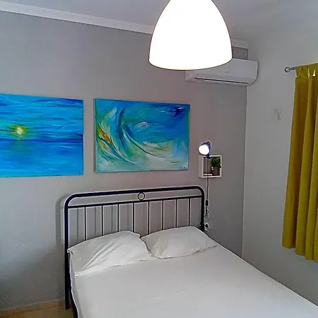 Sunloft-paros Hotel apartamentowy Nausa