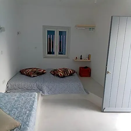 Sunloft-paros Hotel apartamentowy Nausa